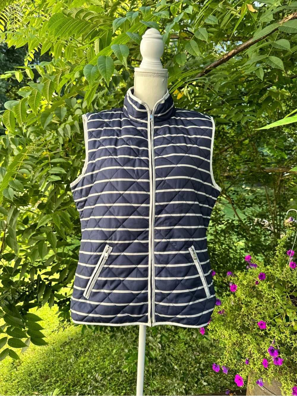 Hannah Large Navy White Striped Quilted Puffer Vest Zip Front Preppy